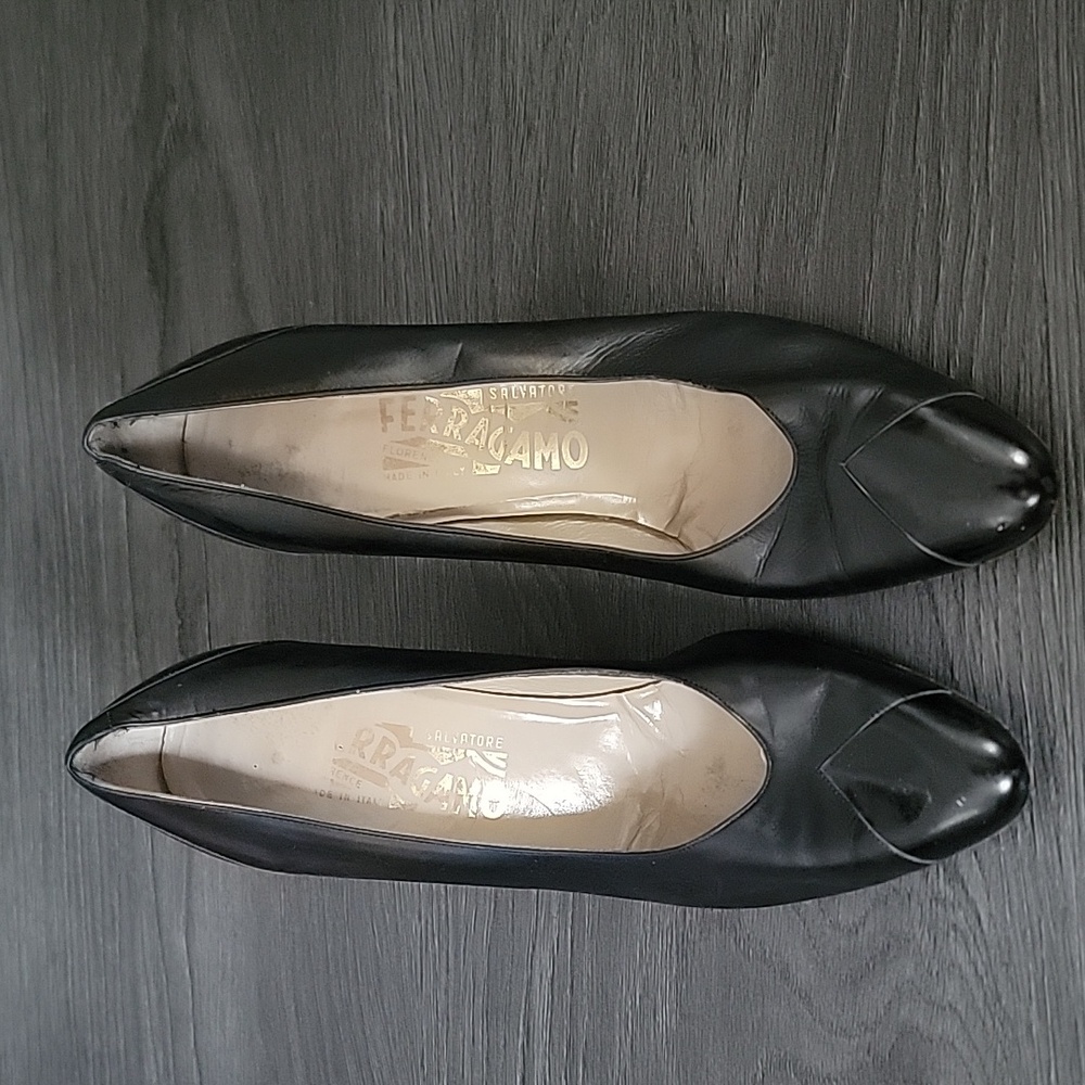 Ferragamo Vintage Pumps